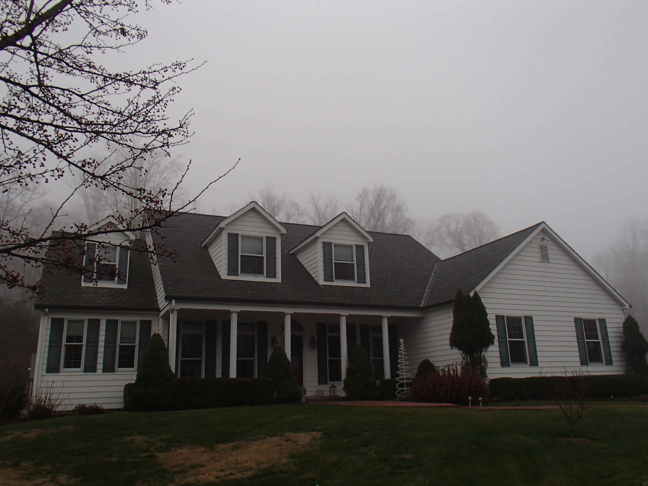 Building photograph for 121 BEACH HILL RD EAST